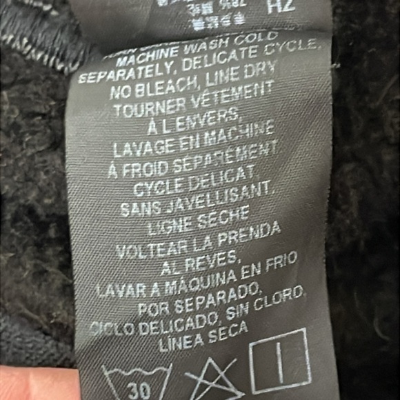 Kuhl Black Women's Hooded cardigan jacket size small - Picture 7 of 8